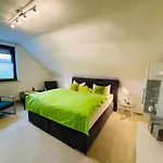 Apartman Zur Waldauer Hoehe Mit 3 Sz, 120qm & 40qm Balkon