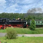 Zur Waldauer Hoehe Mit 3 Sz, 120qm & 40qm Balkon Apartman Schleusingen