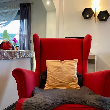 Zur Waldauer Hoehe Mit 3 Sz, 120qm & 40qm Balkon Apartmán *