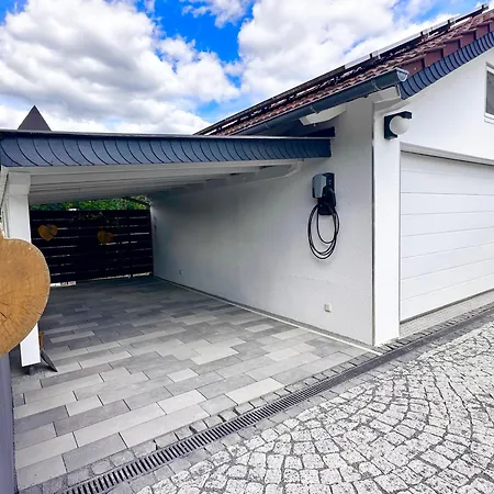 Appartement Zur Waldauer Hoehe Mit 3 Sz, 120qm & 40qm Balkon