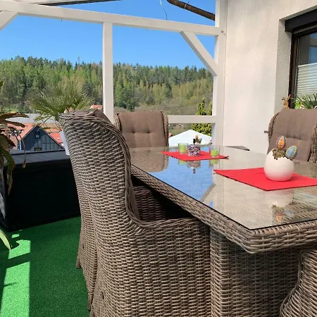 Zur Waldauer Hoehe Mit 3 Sz, 120qm & 40qm Balkon * Schleusingen