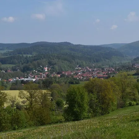 Zur Waldauer Hoehe Mit 3 Sz, 120qm & 40qm Balkon Appartement