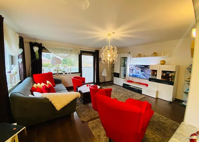 Appartement Zur Waldauer Hoehe Mit 3 Sz, 120qm & 40qm Balkon