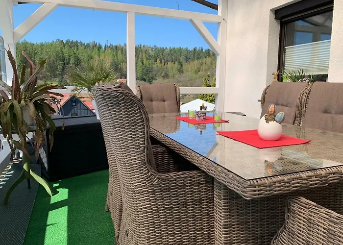 Zur Waldauer Hoehe Mit 3 Sz, 120qm & 40qm Balkon * Schleusingen